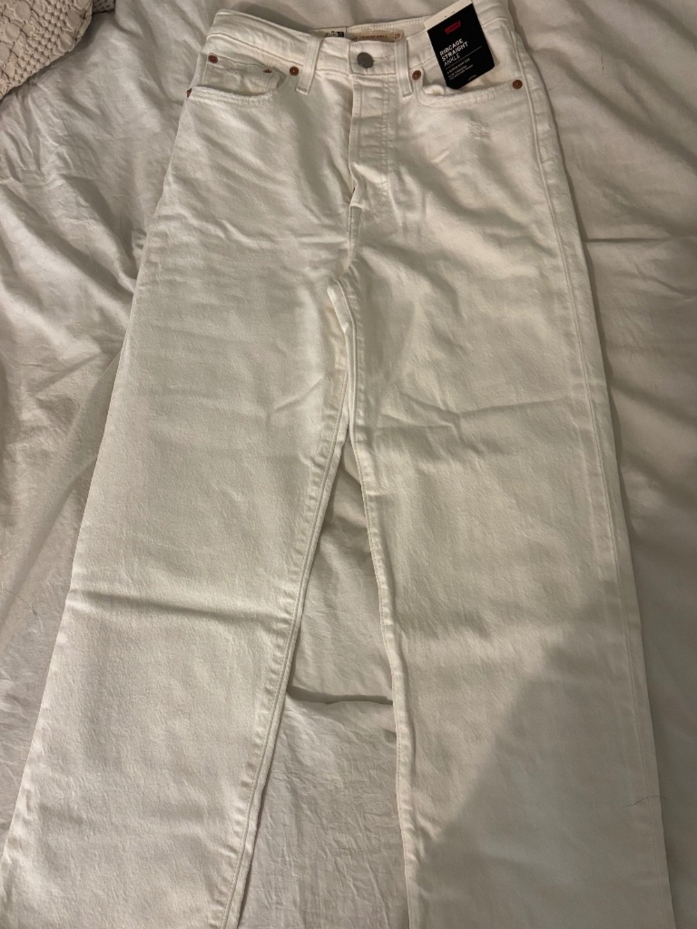 White Levi Ribcage Straight Ankle Jeans